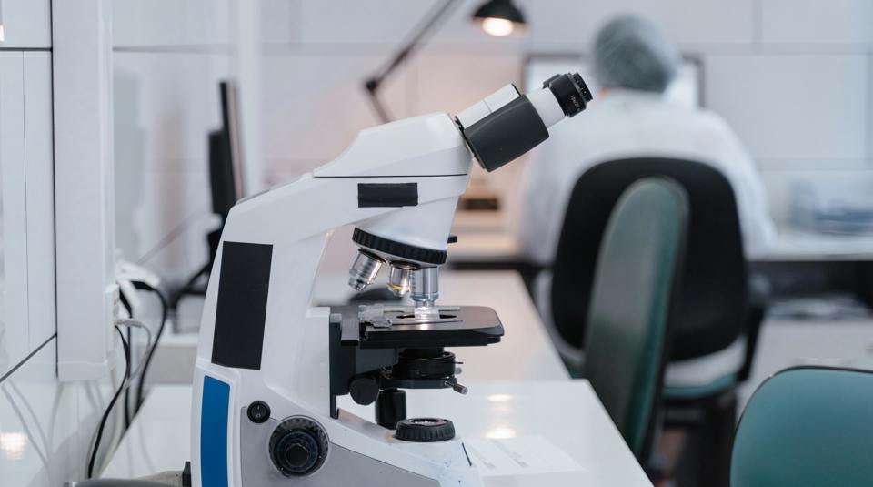 Research Lab Microscope